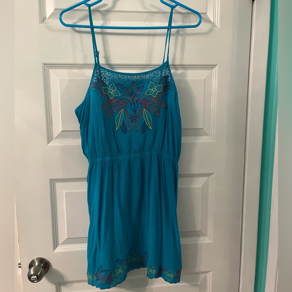 Forever 21 blue embroidered dress size large